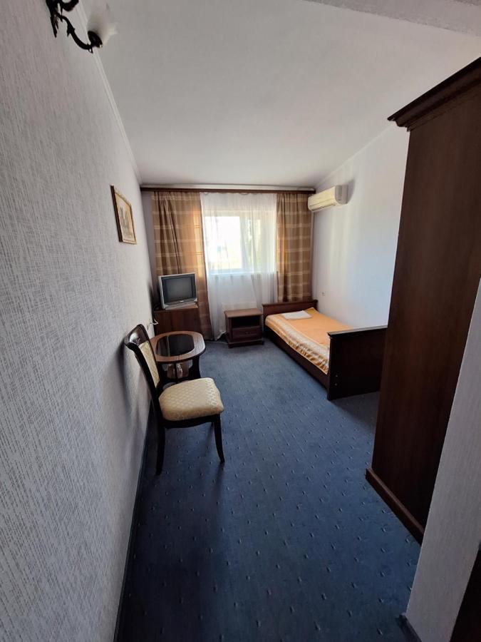 Барселона Hotel Mizikevycha Exterior photo