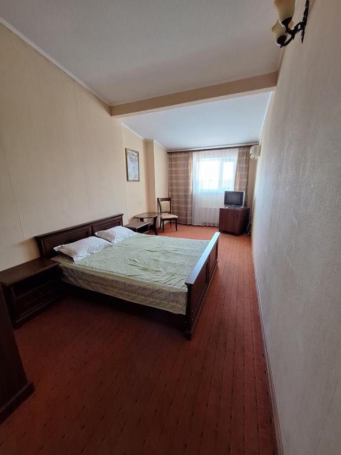 Барселона Hotel Mizikevycha Exterior photo