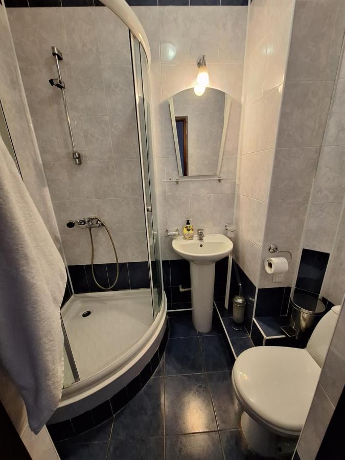 Барселона Hotel Mizikevycha Exterior photo